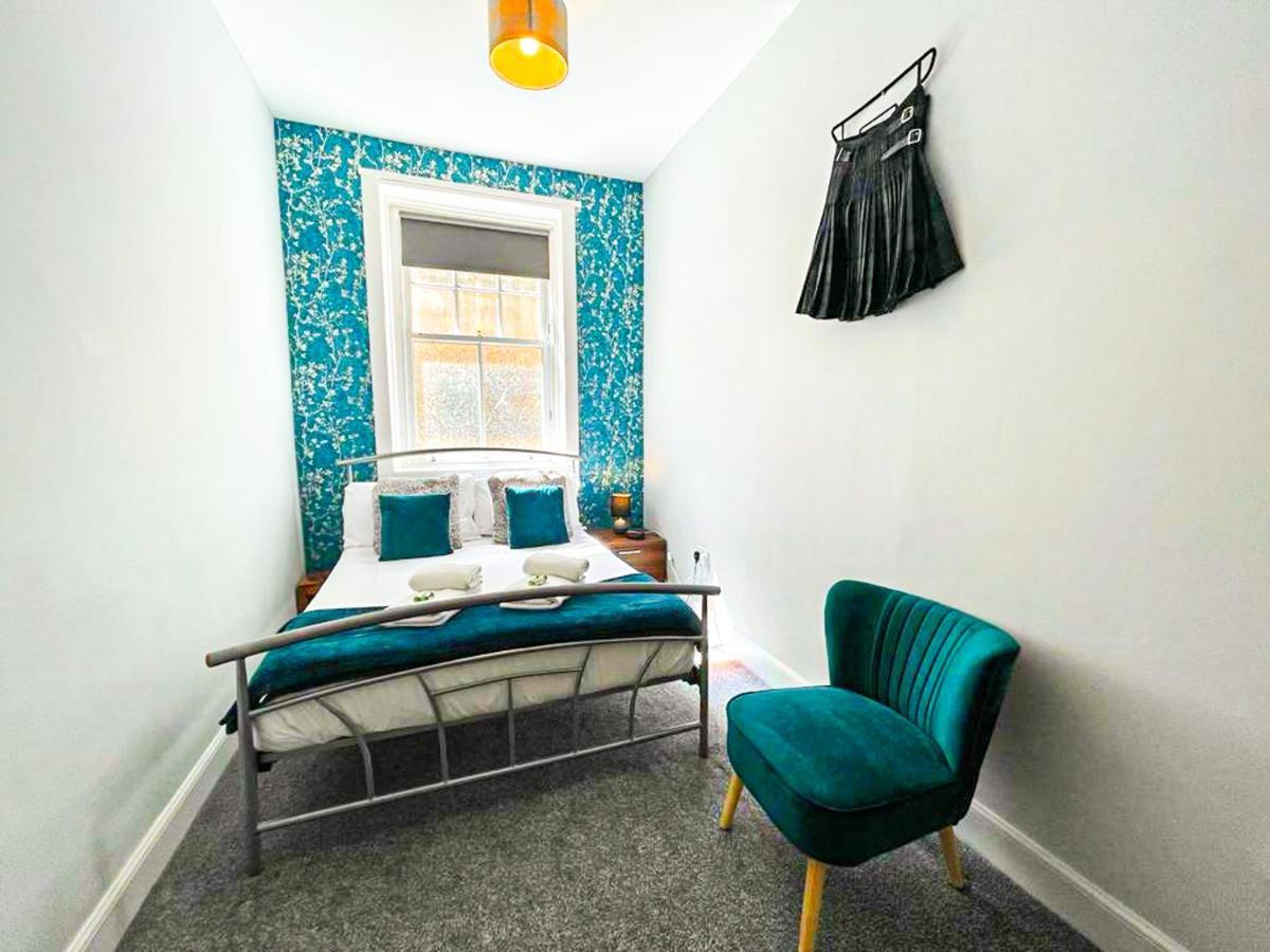 Stunning 2 Bed Apt Nr The Royal Mile & The Castle Edinburgh Exterior photo